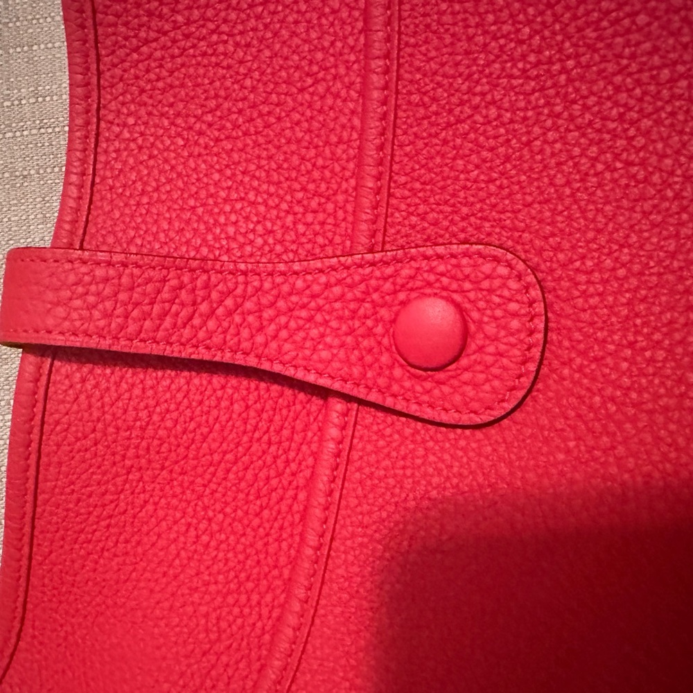 Hermes Evelyne GM in Rouge de Couer. Authentic Hermes Evelyne. - Picture 3 of 7